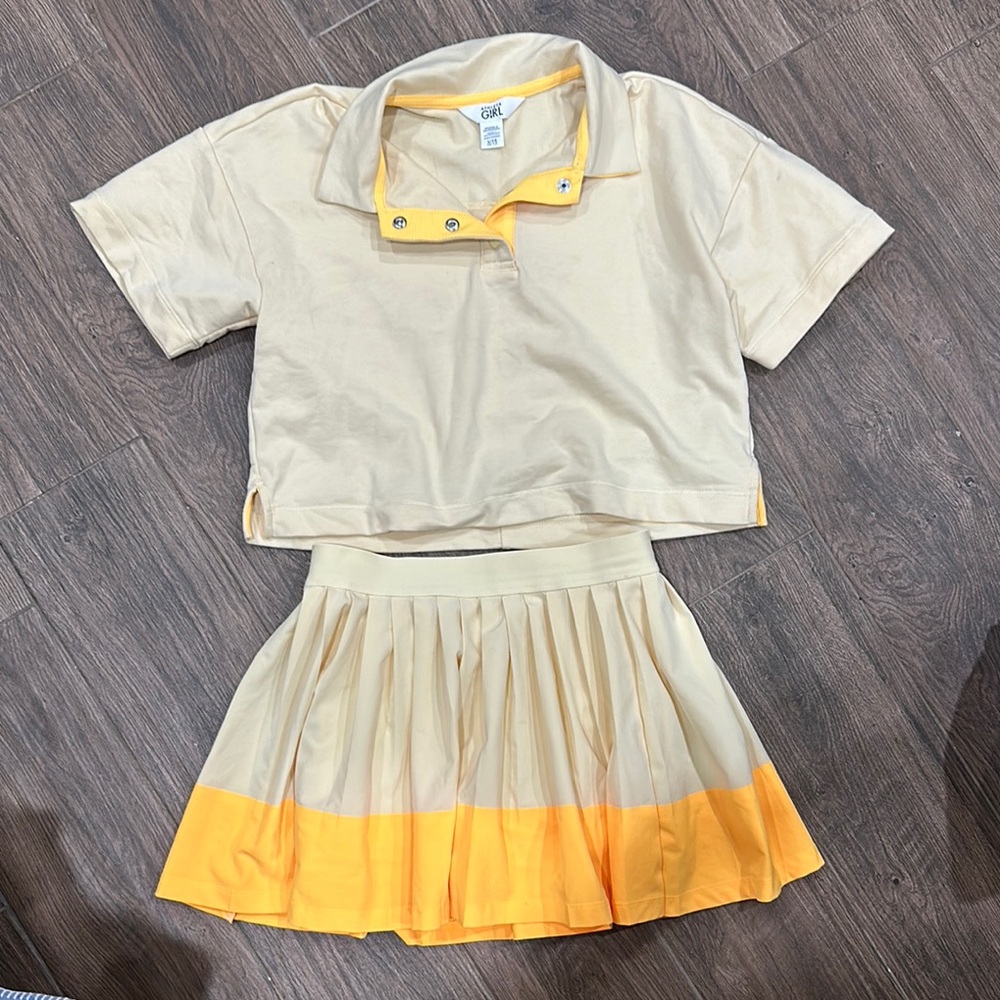 Athleta Cream and Yellow Matching Set Preppy Style